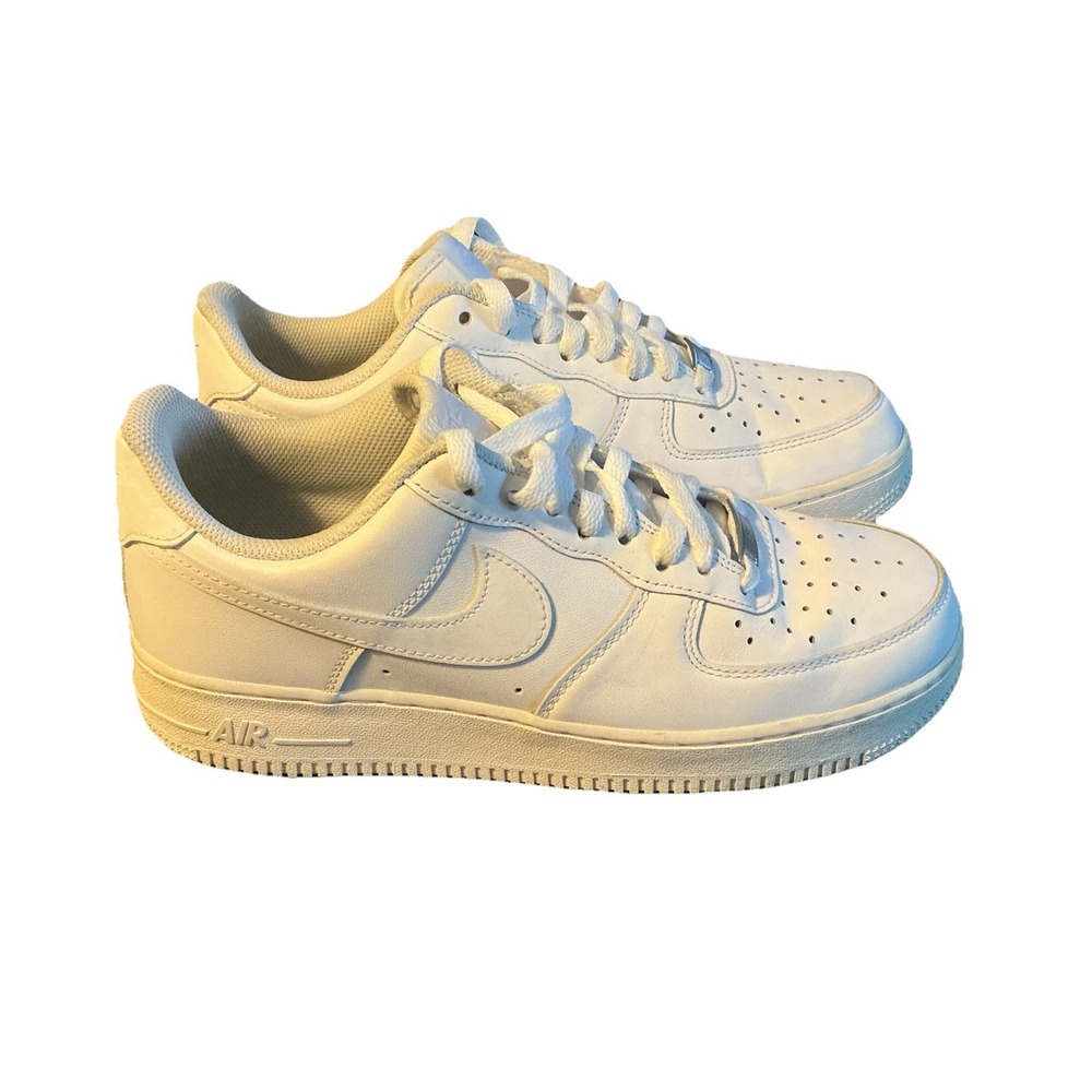 Nike Air Force 1 Low Top Sneakers Mens 8.5 White Shoes CW2288-111
